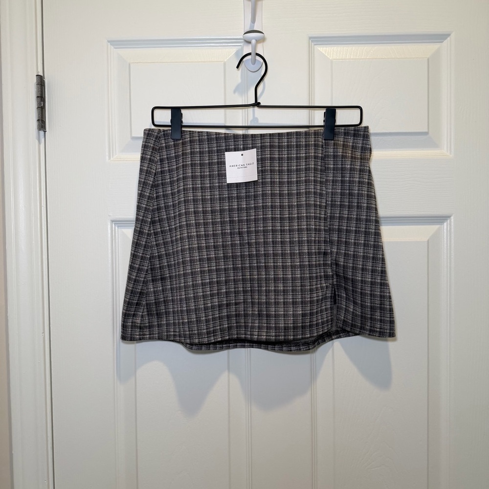 American Eagle Outfitters Black and White Plaid Mini Skirt